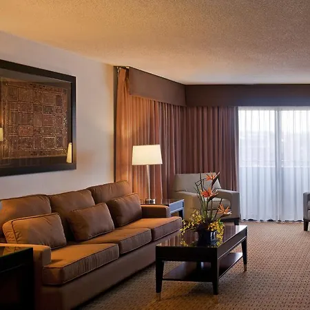 Wyndham Albuquerque Hotel & Conference Center-3